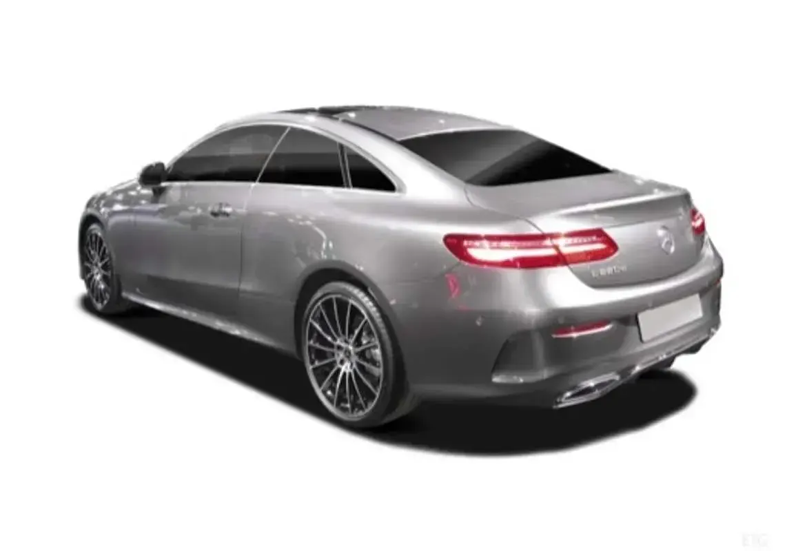 Usado Mercedes E220 194 CV (142 kW) 2019 Negro Coupe