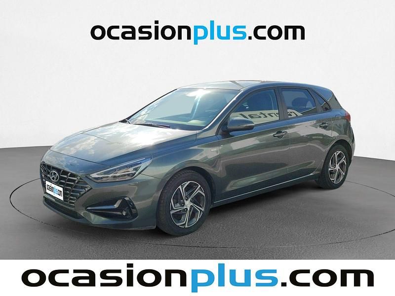 Gris Usado 2022 Hyundai i30 Utilitario | 14.214 € (Precio justo) - Imagen 1/4