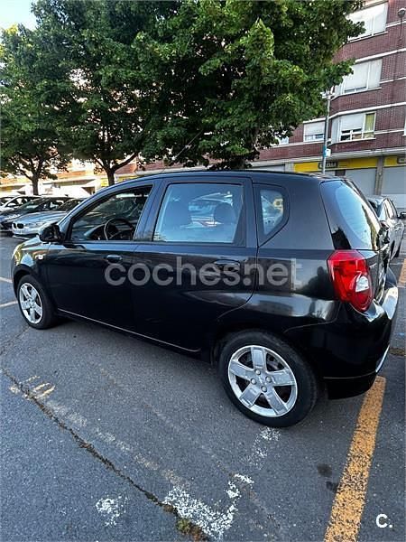 Usado Chevrolet Aveo LT 100 CV (73 kW) 2009 Negro Berlina