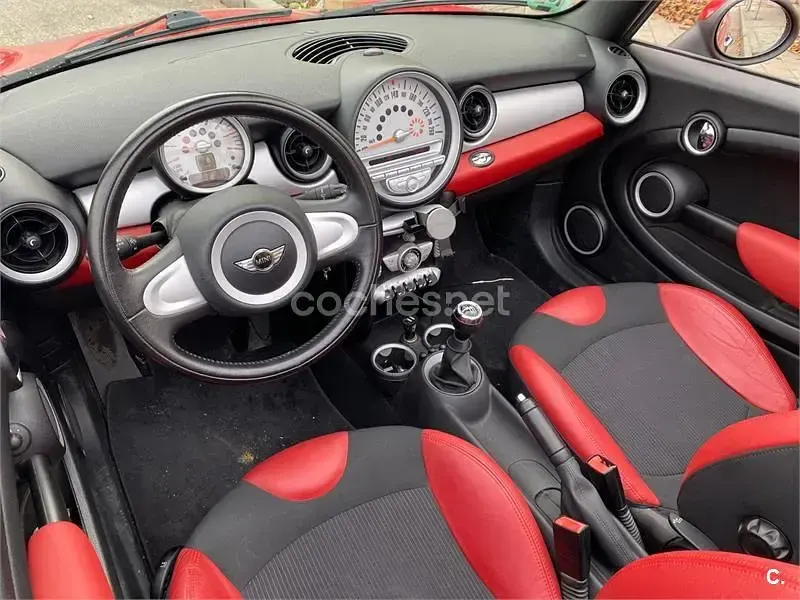 Usado Mini One Cabriolet 98 CV (72 kW) 2011 Rojo Descapotable