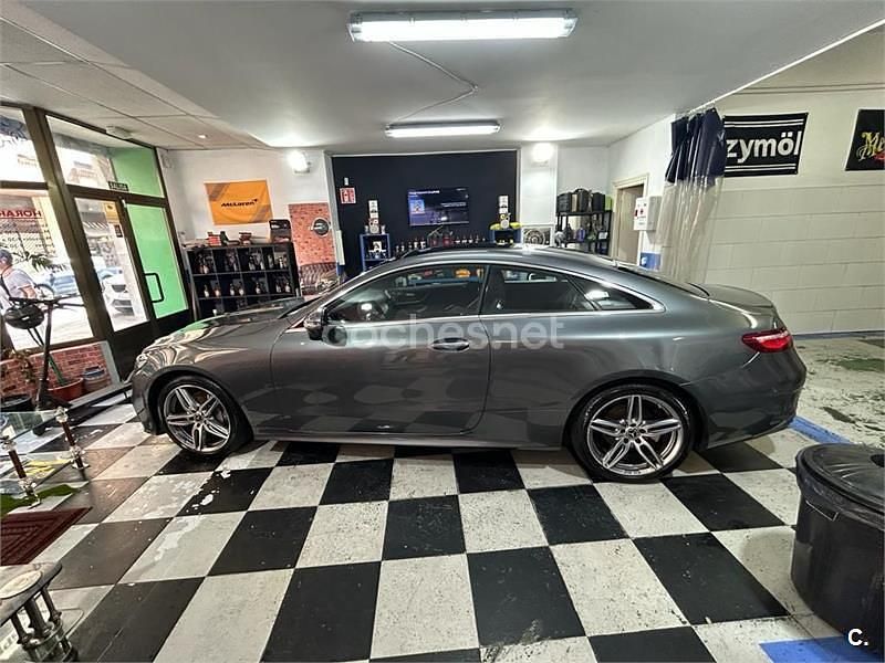 Usado Mercedes E220 194 CV (142 kW) 2019 Gris / plata Coupe