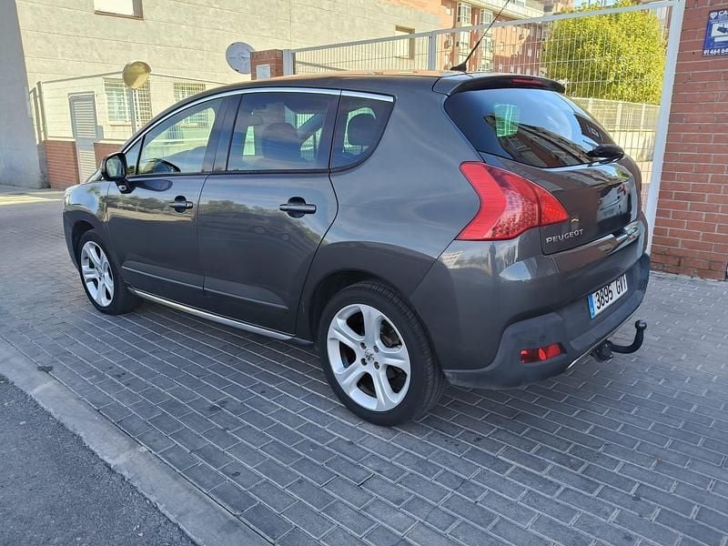 Usado Peugeot 3008 Sport 150 CV (110 kW) 2010 Beige SUV