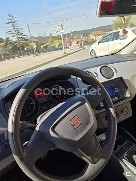 Usado Seat Ibiza Copa 75 CV (55 kW) 2013 Blanco Berlina