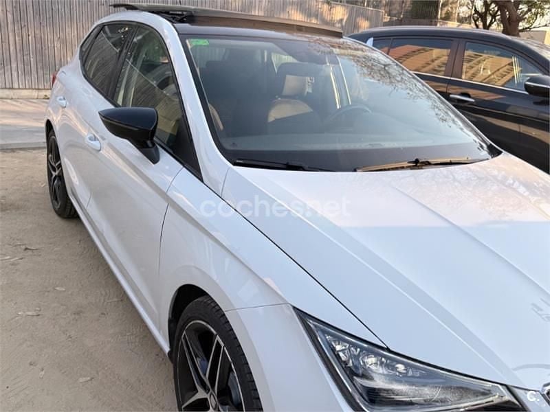 Usado Seat Ibiza FR 115 CV (84 kW) 2018 Blanco Utilitario