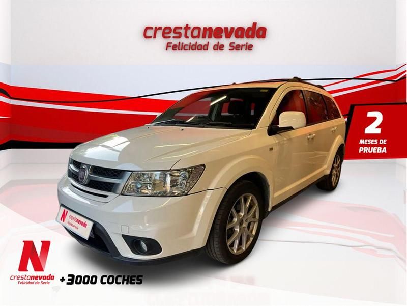 Blanco Usado 2012 Fiat Freemont Urban SUV | 11.990 € (Un poco caro) - Imagen 1/4