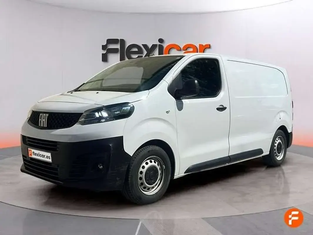 Usado Fiat Scudo 136 CV (100 kW) 2024 Blanco Van