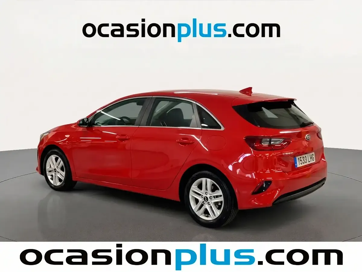 Usado Kia Ceed 100 CV (73 kW) 2020 Rojo Utilitario