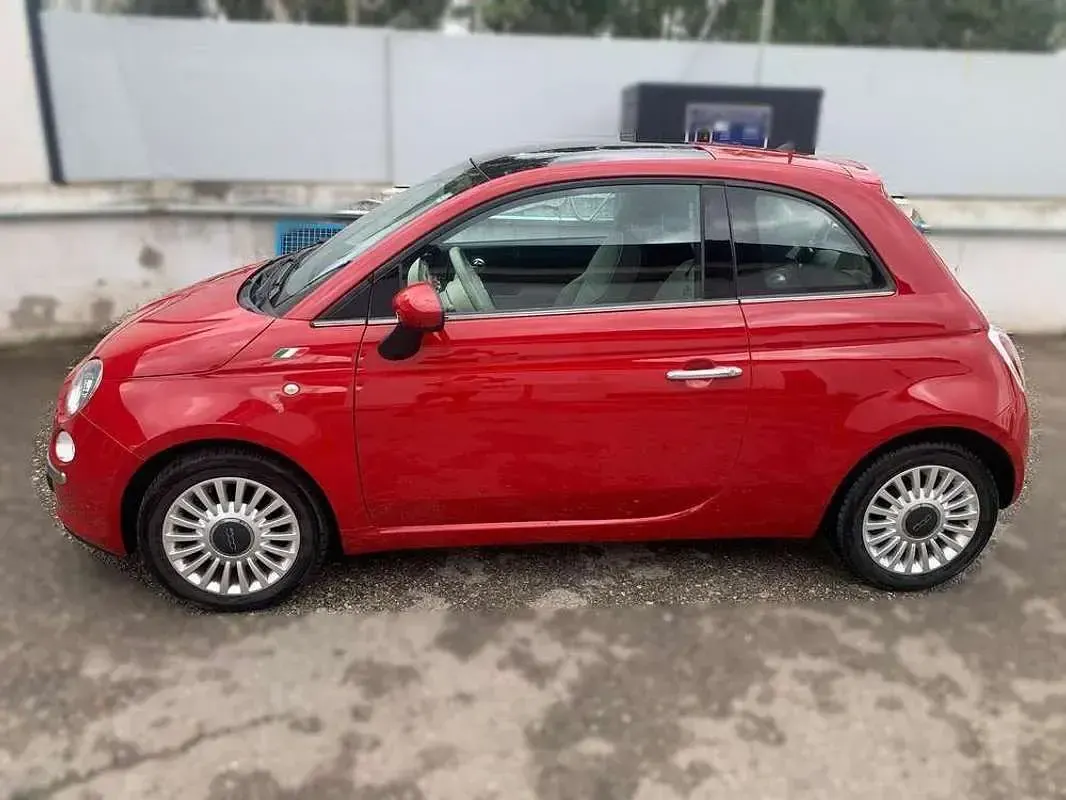 Usado Fiat 500 Lounge 69 CV (50 kW) 2013 Rojo Utilitario