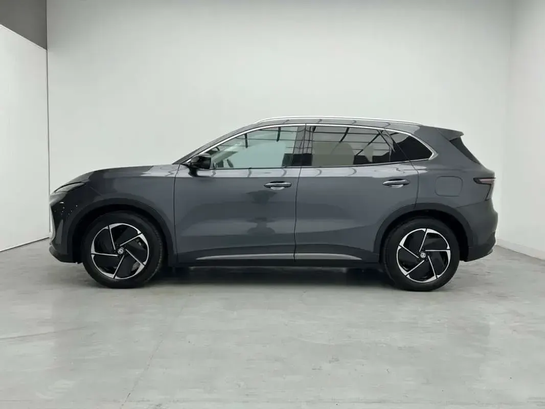 Usado MG MGS5 EV Luxury 169 kW (231 CV) 2025 Gris SUV