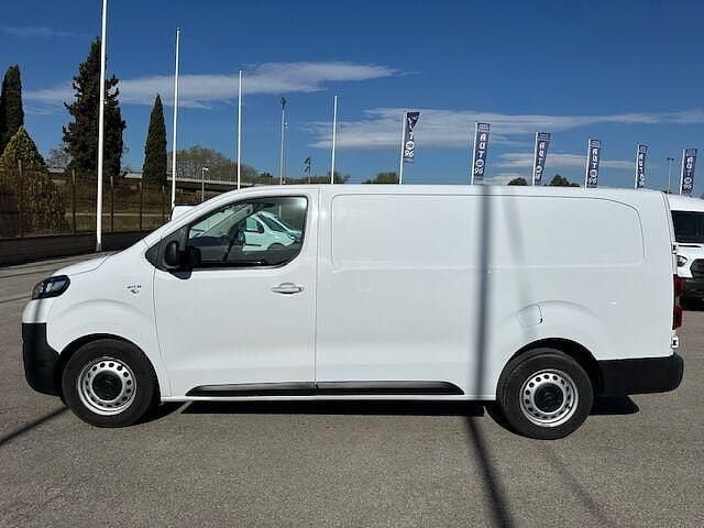 Usado Opel Vivaro 100 CV (73 kW) 2022 Blanco Monovolumen