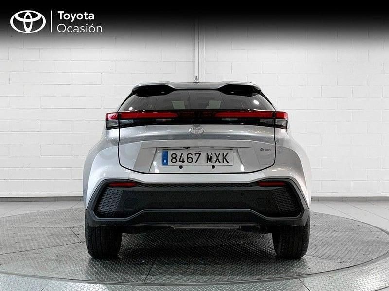 Usado Toyota C-HR Advance 140 CV (102 kW) 2024 Gris / plata SUV