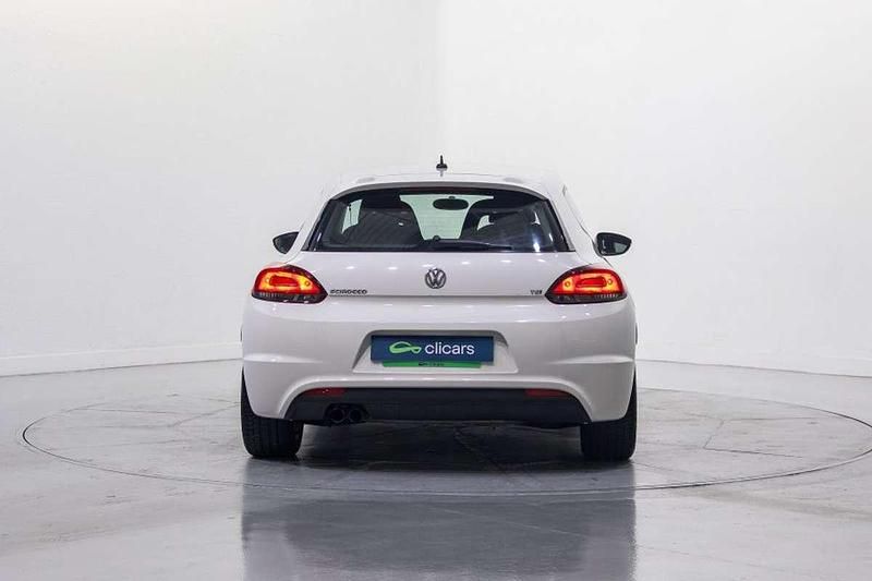 Usado VW Scirocco 122 CV (89 kW) 2014 Blanco Coupe