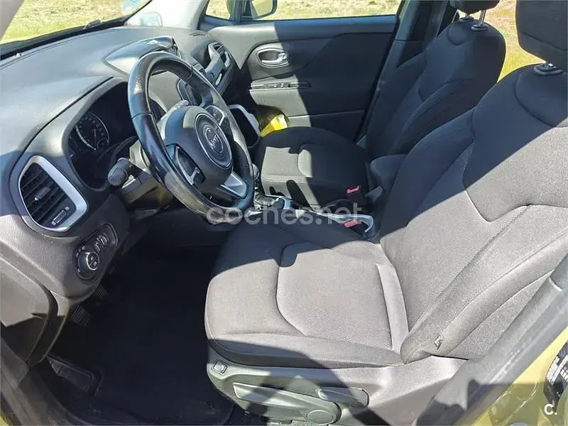 Usado Jeep Renegade Longitude 140 CV (102 kW) 2015 Verde SUV