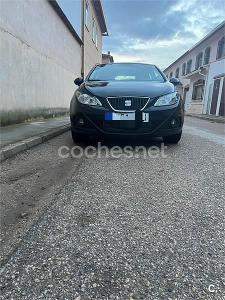 Usado Seat Ibiza Sport 105 CV (77 kW) 2011 Negro Berlina