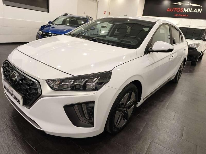 Usado Hyundai Ioniq 141 CV (103 kW) 2022 Blanco Utilitario