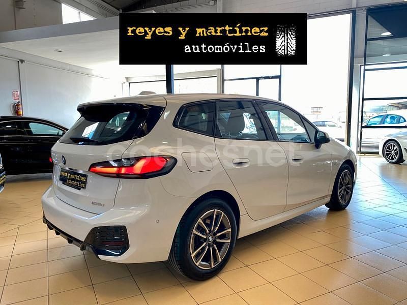 Usado BMW 218 Comfort Edition 150 CV (110 kW) 2023 Blanco Familiar