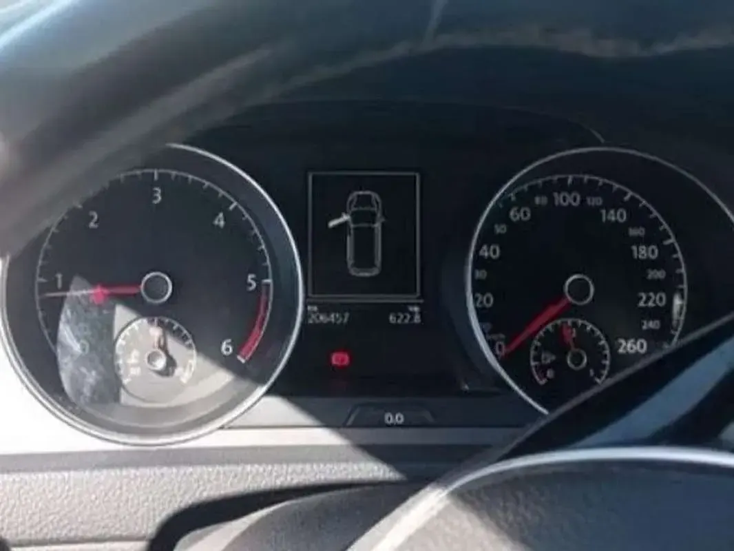 Usado VW Golf VII Advance 116 CV (85 kW) 2014 Gris Familiar