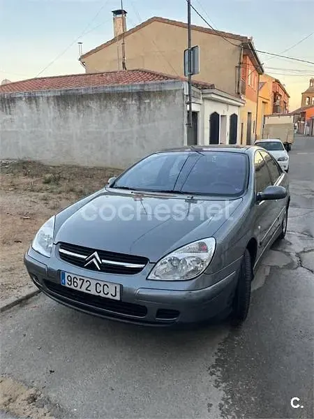 Usado Citroën C5 110 CV (80 kW) 2002 Gris / plata Berlina