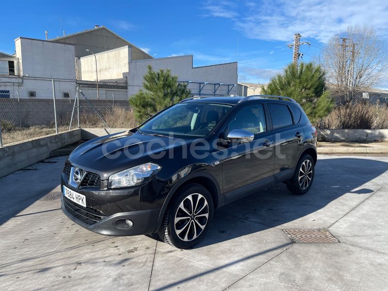 Negro Usado 2014 Nissan Qashqai Tekna SUV | 9599 € (Buen precio) - Imagen 1/4