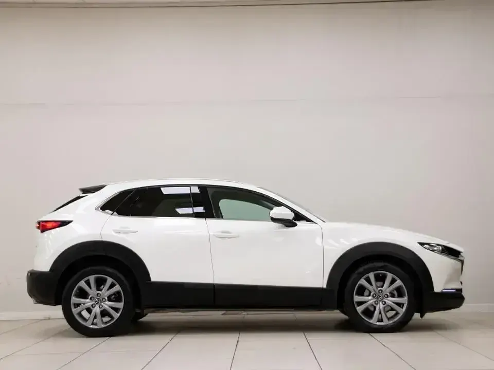 Usado Mazda CX-30 Center-Line 140 CV (102 kW) 2025 Otro SUV