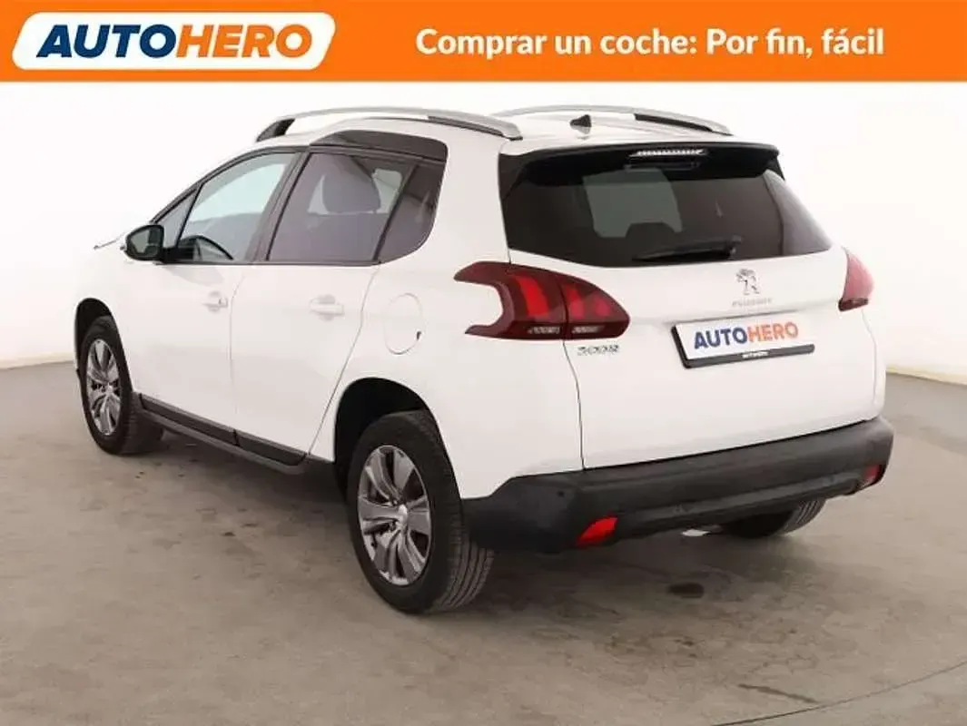Usado Peugeot 2008 Style 102 CV (75 kW) 2019 Blanco SUV