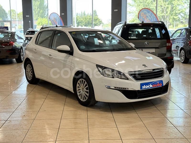 Blanco Usado 2016 Peugeot 308 Active Berlina | 10.500 € (Precio justo) - Imagen 1/4