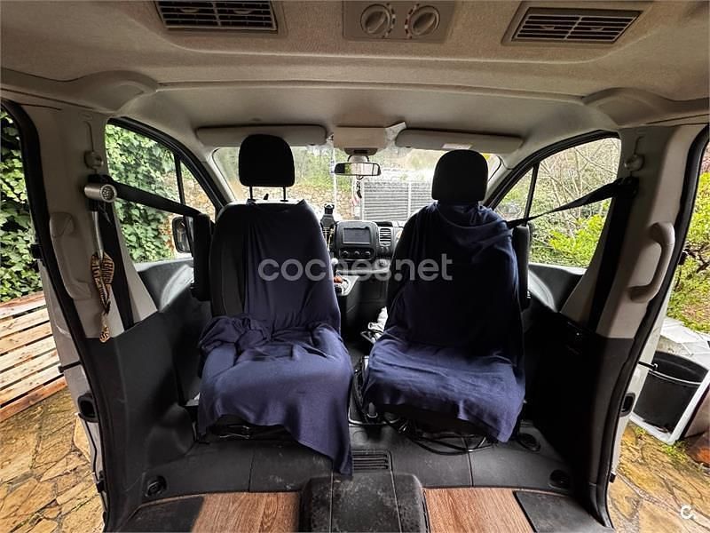 Usado Opel Vivaro 145 CV (106 kW) 2018 Gris / plata Monovolumen