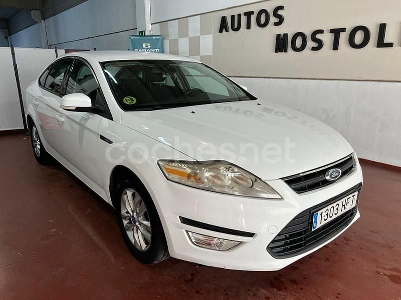 Blanco Usado 2011 Ford Mondeo Berlina | 4750 € (Precio justo) - Imagen 1/4