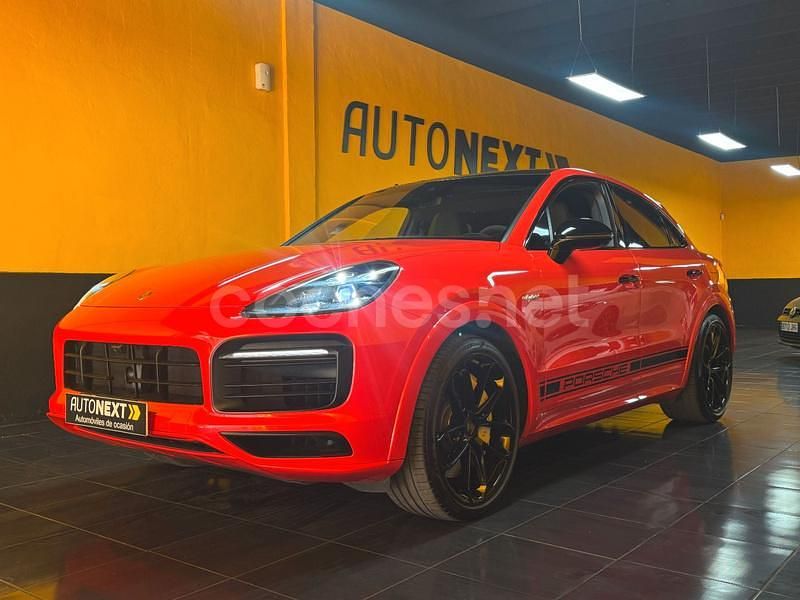 Rojo Usado 2020 Porsche Cayenne SUV | 68.490 € - Imagen 1/4
