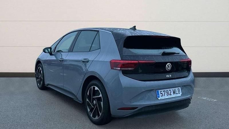 Begagnad VW ID.3 Pro 152 kW (207 HK) 2023 Grå Halvkombi