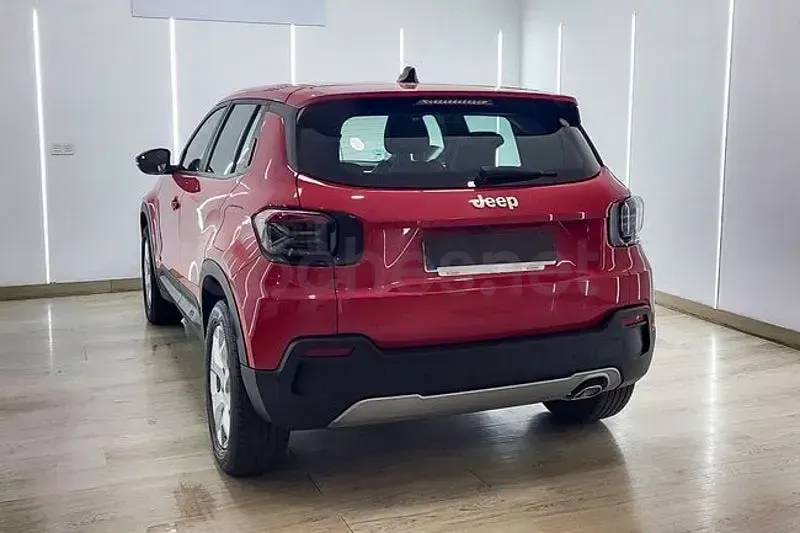Usado Jeep Avenger Altitude 100 CV (73 kW) 2023 Rojo SUV