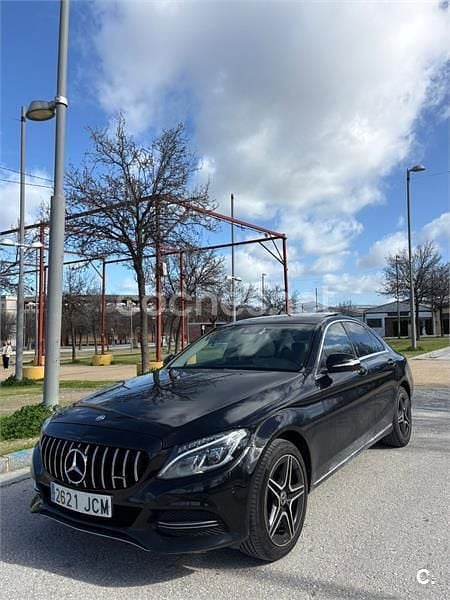 Usado Mercedes C220 170 CV (125 kW) 2015 Negro Berlina