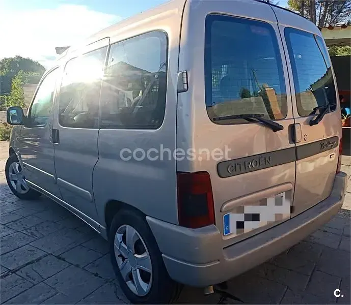 Usado Citroën Berlingo XTR 90 CV (66 kW) 2009 Beige Monovolumen
