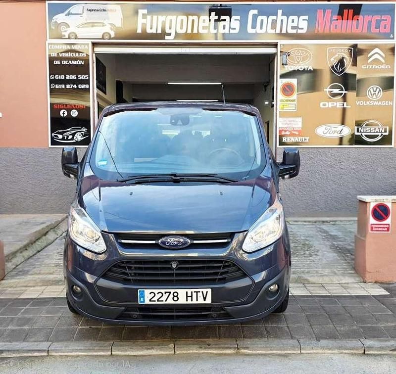 Usado Ford Tourneo Titanium 125 CV (91 kW) 2013 Gris Monovolumen