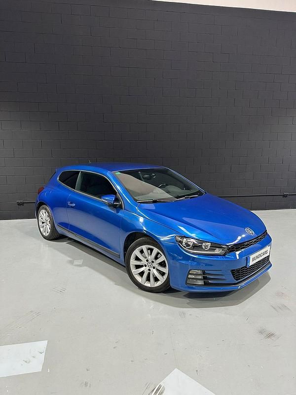 Usado VW Scirocco R-line 223 CV (164 kW) 2015 Azul Coupe