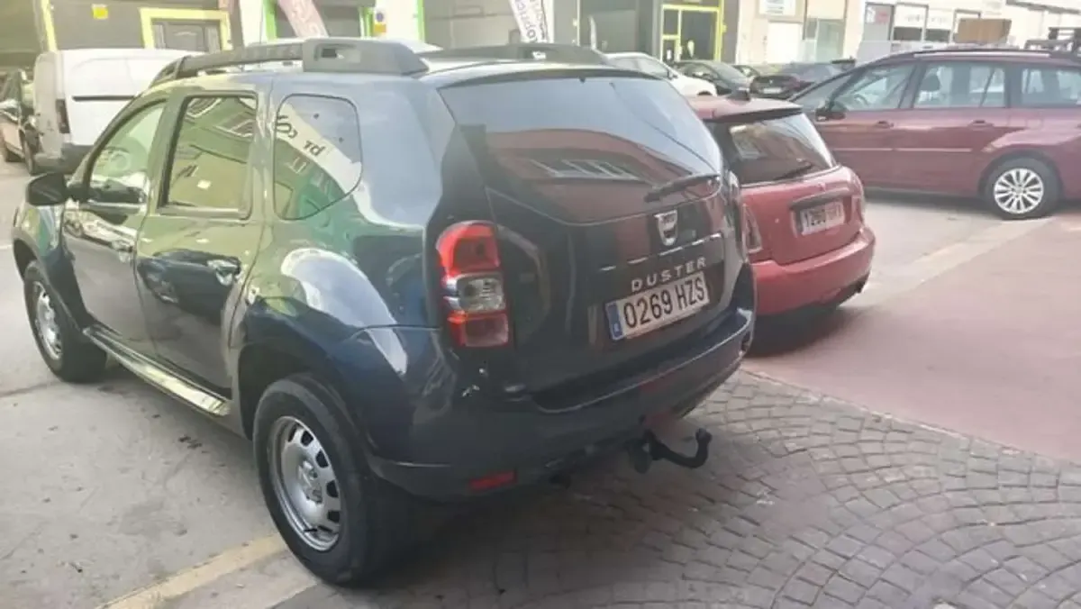 Usado Dacia Duster Ambiance 90 CV (66 kW) 2014 Blanco SUV