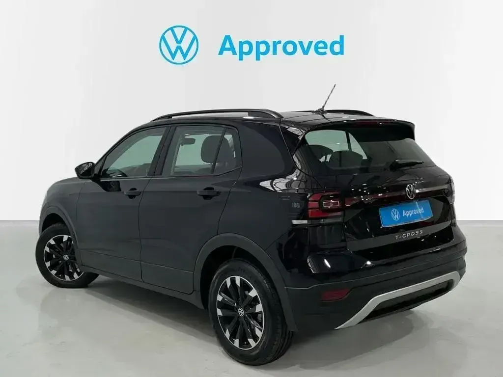 Usado VW T-Cross Advance 150 CV (110 kW) 2023 Negro SUV