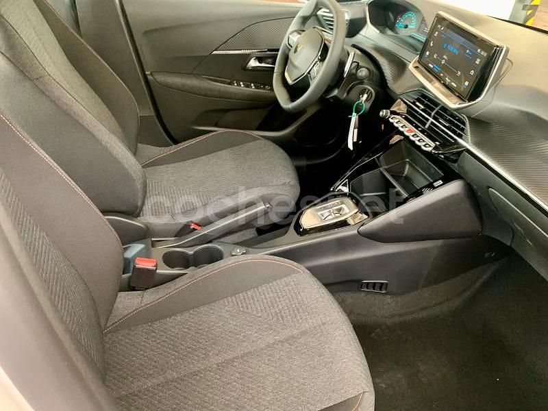 Nuevo Peugeot 208 Allure 110 CV (80 kW) 2025 Negro Utilitario