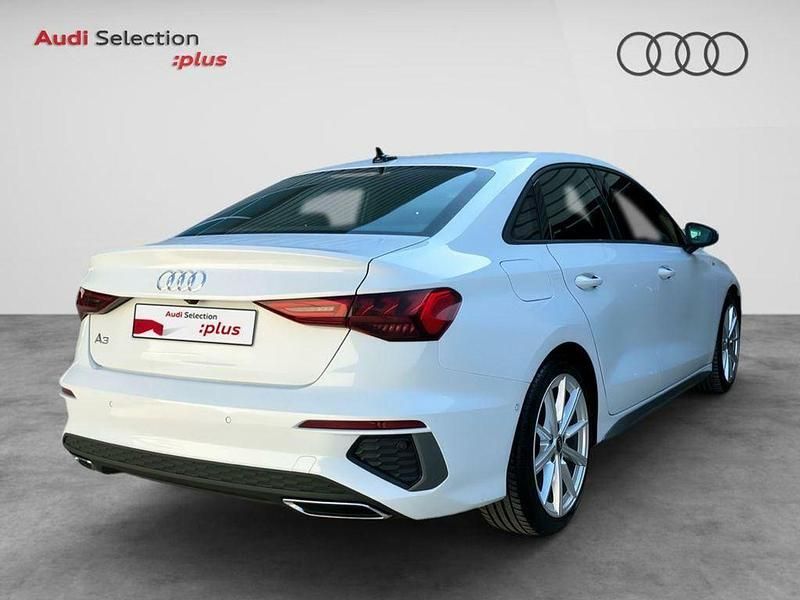Usado Audi A3 S-Line 150 CV (110 kW) 2023 Blanco Berlina