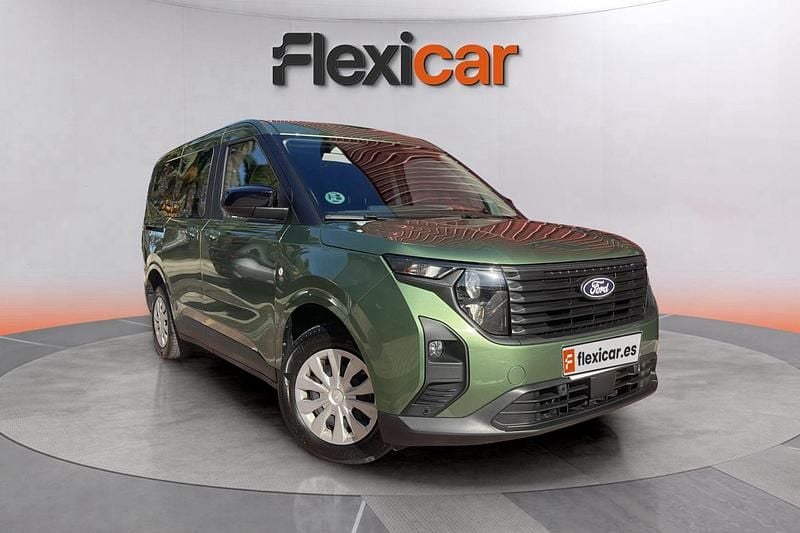 Verde Usado 2025 Ford Tourneo Courier Trend Monovolumen | 21.990 € (Buen precio) - Imagen 1/4
