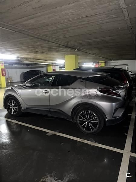 Usado Toyota C-HR Plus 122 CV (89 kW) 2017 Gris / plata SUV