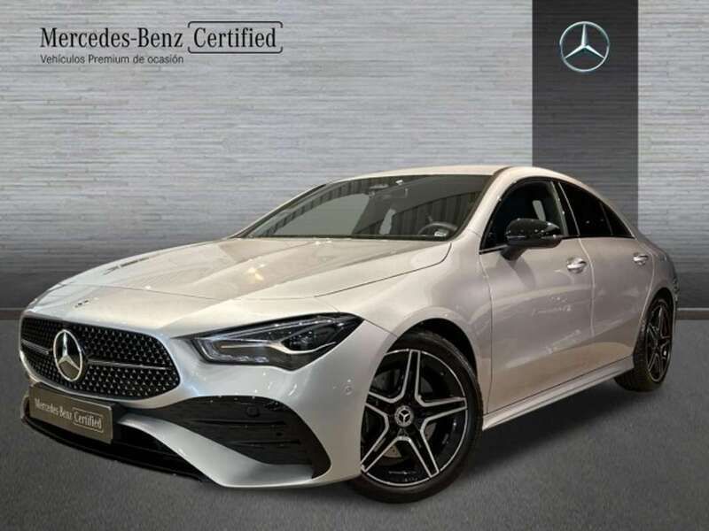 Plateado Usado 2024 Mercedes CLA200 Coupe | 36.500 € (Buen precio) - Imagen 1/4