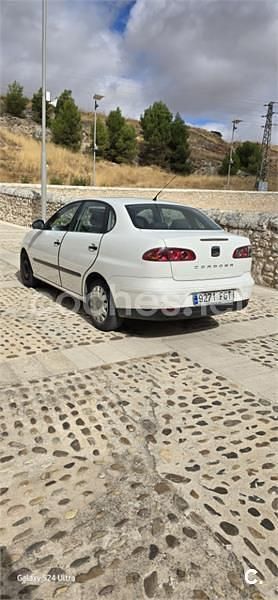 Usado Seat Cordoba 70 CV (51 kW) 2006 Blanco Berlina