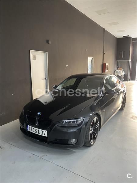 Negro Usado 2006 BMW 330 Coupe | 9990 € (Super precio) - Imagen 1/4