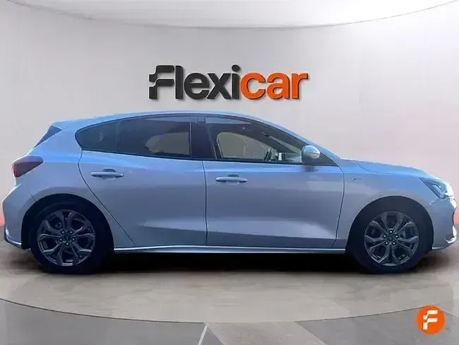 Usado Ford Focus ST-Line 155 CV (114 kW) 2023 Gris Berlina