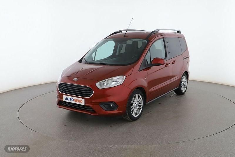 Rojo Usado 2019 Ford Tourneo Courier Titanium Monovolumen | 10.599 € (Buen precio) - Imagen 1/3