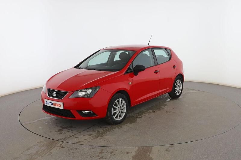 Rojo Usado 2013 Seat Ibiza Reference Utilitario | 8599 € (Precio justo) - Imagen 1/3