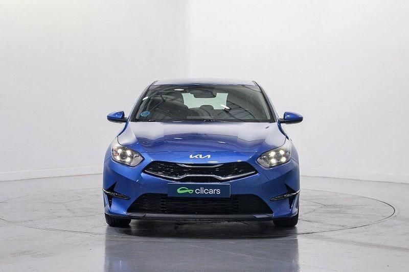 Usado Kia Ceed 100 CV (73 kW) 2025 Azul Utilitario