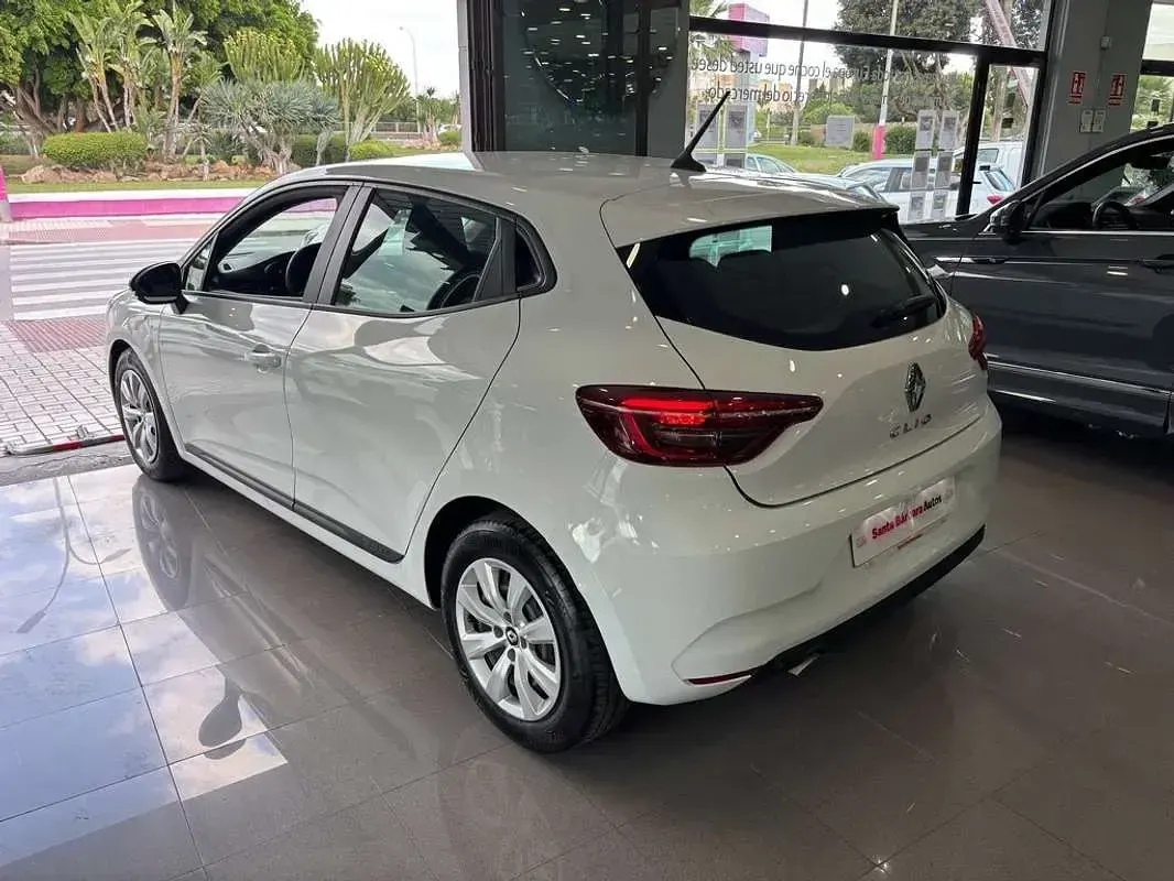 Usado Renault Clio Business 99 CV (72 kW) 2022 Blanco Utilitario
