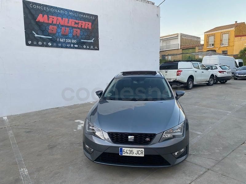 Usado Seat Leon FR 150 CV (110 kW) 2015 Gris / plata Familiar